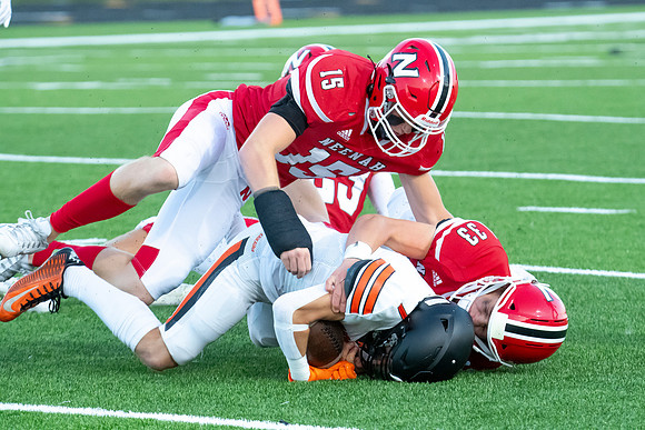 Neenah vs Kaukauna 0404
