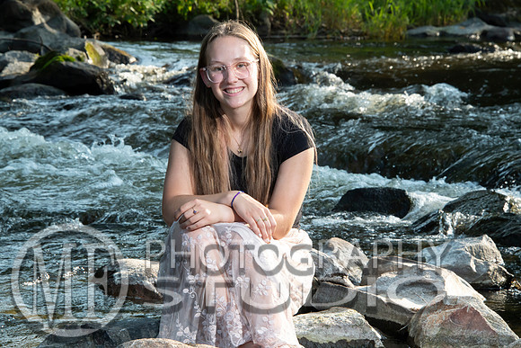 Mia_058