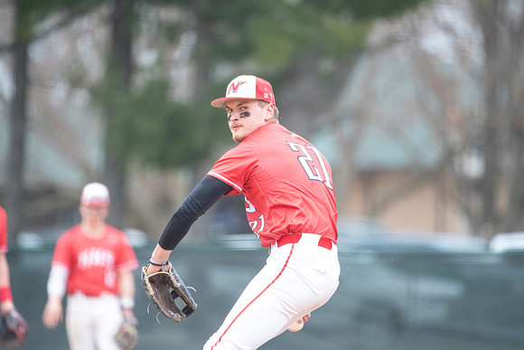Neenah vs Hortonville 0425