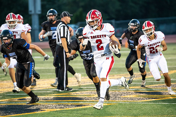 Neenah v Oshkosh West_0393