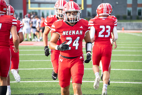 NHS_vs_Muskego_0281
