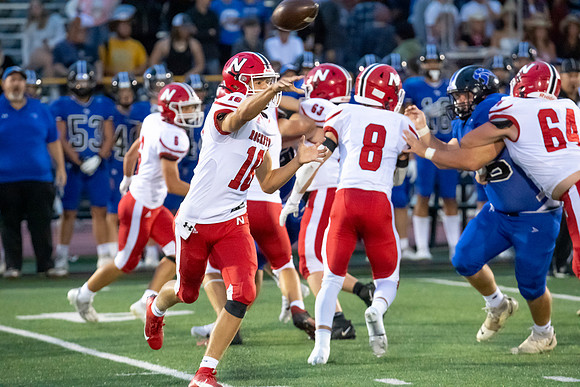 Neenah vs Oshkosh West 0374