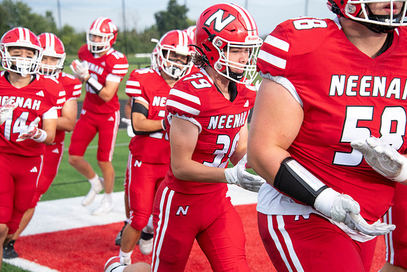 NHS_vs_Muskego_0189