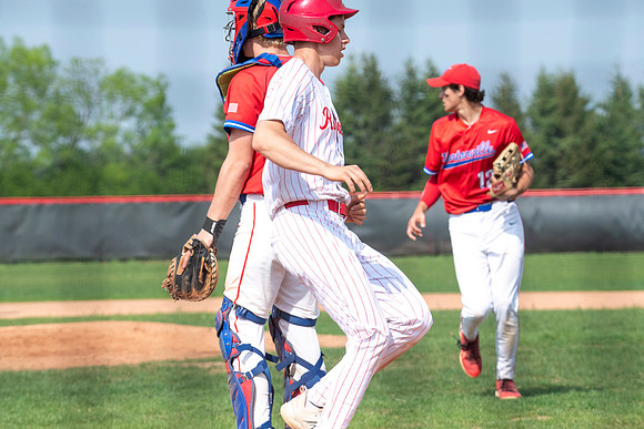 Neenah vs Hortonville 0450