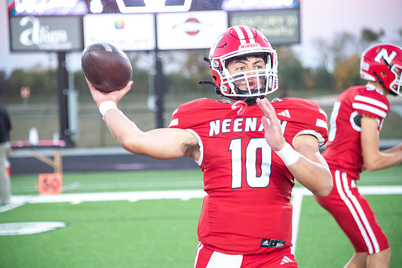 Neenah vs Hortonville 0087