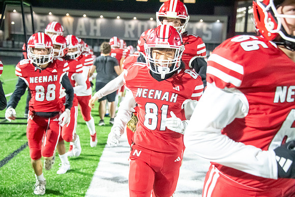 Neenah vs Muskego 0215