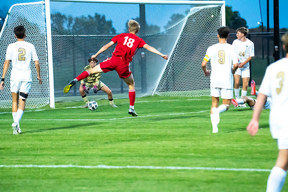 Neenah vs Appleton North 059