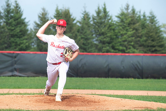 Neenah vs Hortonville 0029