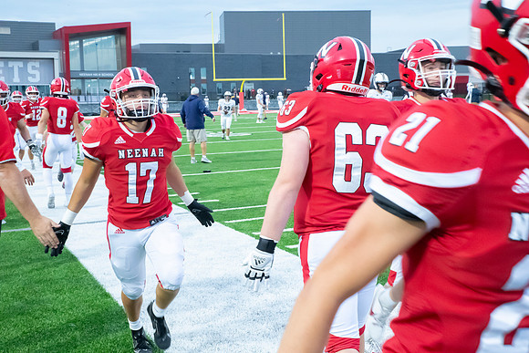 Neenah vs Appleton North 0121