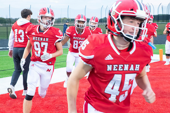 Neenah vs Appleton North 0177