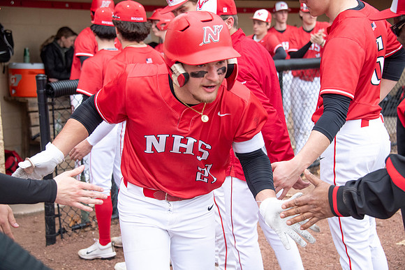 Neenah vs Hortonville 0030