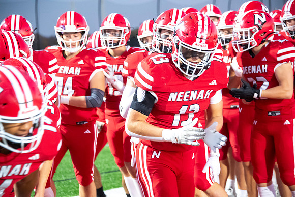 Neenah vs Hortonville 0178