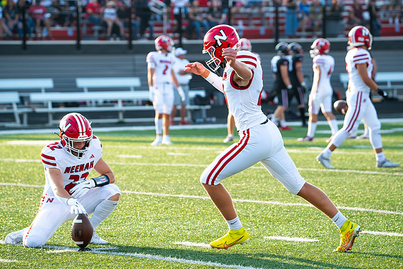 Neenah vs Montego 0085