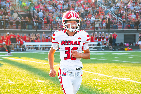 Neenah vs Montego 0352