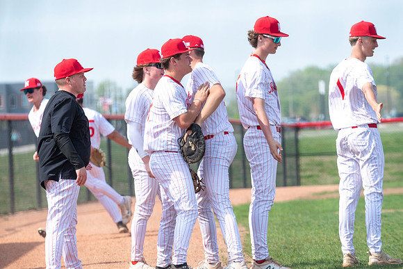 Neenah vs Hortonville 0206