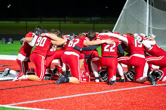 Neenah vs Muskego 0519