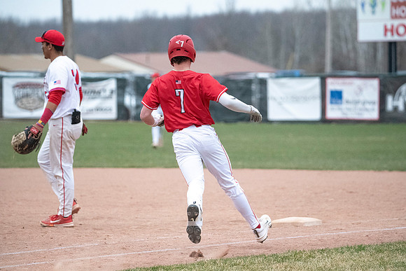 Neenah vs Hortonville 0240