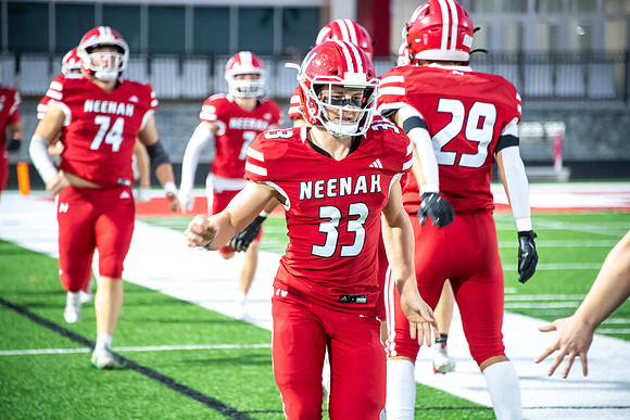 Neenah vs Hortonville 0151