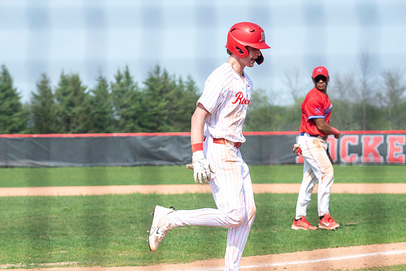 Neenah vs Hortonville 0344