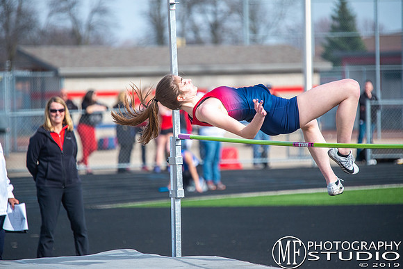 nhs_girls_track_011_47819716802_o