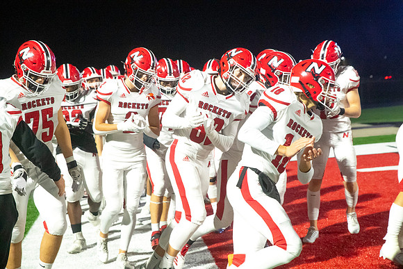 Neenah vs Kimberly 0135