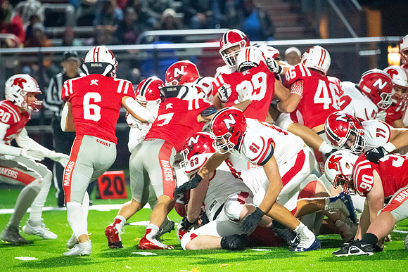 Neenah vs Kimberly 0259