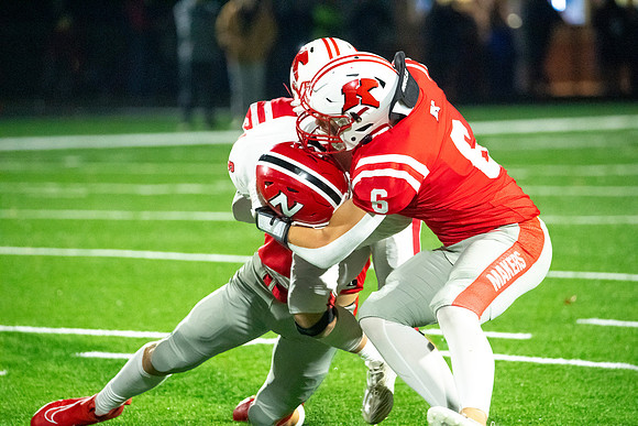 Neenah vs Kimberly 0351