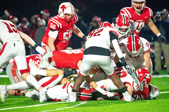 Neenah vs Kimberly 0397