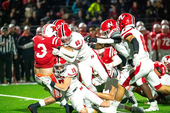 Neenah vs Kimberly 0437