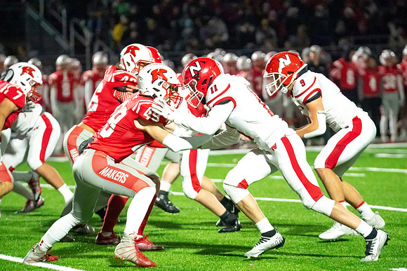 Neenah vs Kimberly 0450