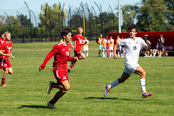 Neenah vs Sussex Hamilton 468