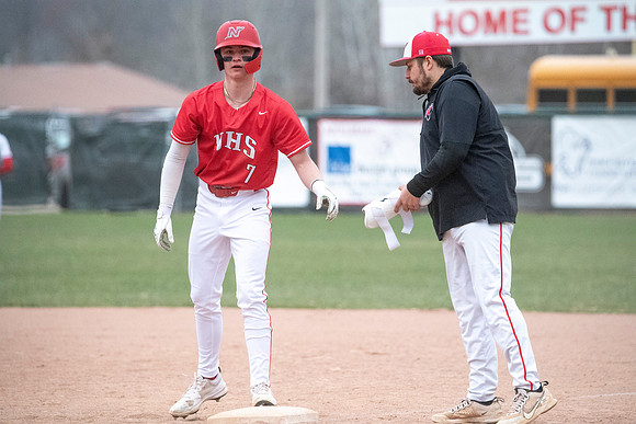 Neenah vs Hortonville 0256
