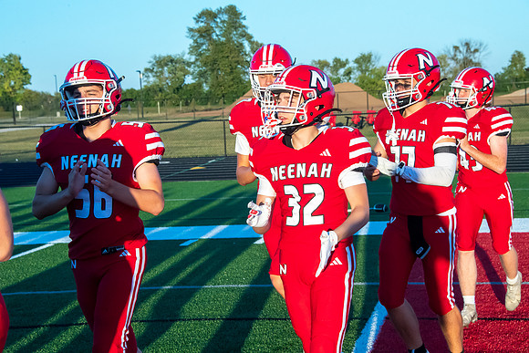Neenah vs Oshkosh West 0260