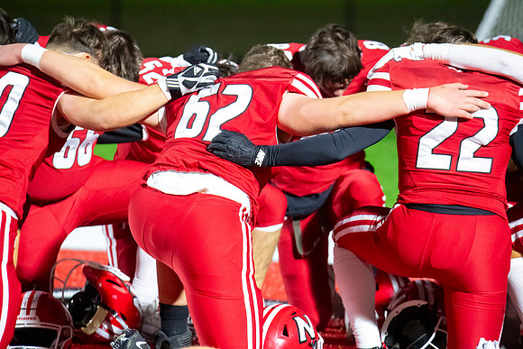 Neenah vs Muskego 0516
