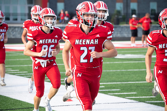 NHS_vs_Muskego_0138