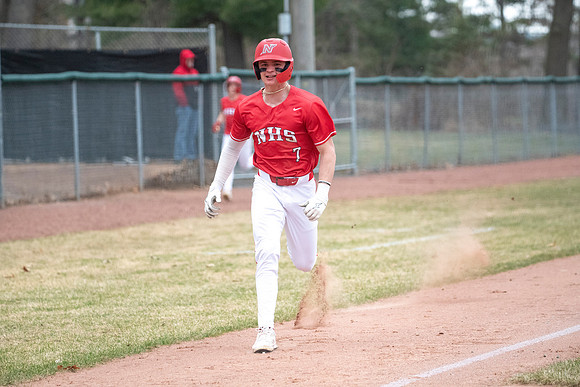 Neenah vs Hortonville 0345