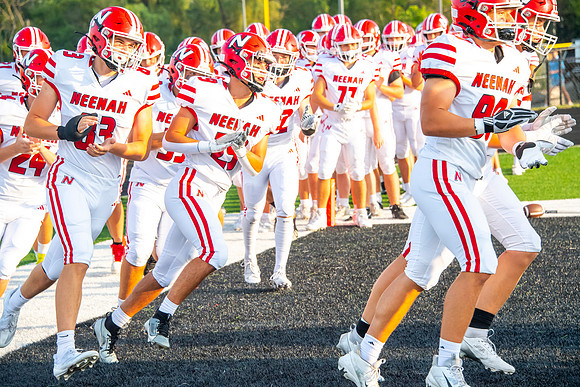 Neenah vs Montego 0204