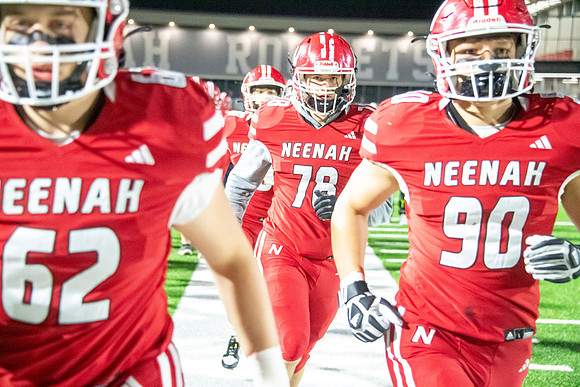 Neenah vs Muskego 0200