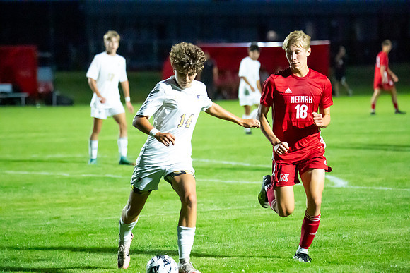 Neenah vs Appleton North 135