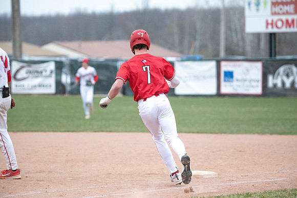 Neenah vs Hortonville 0243