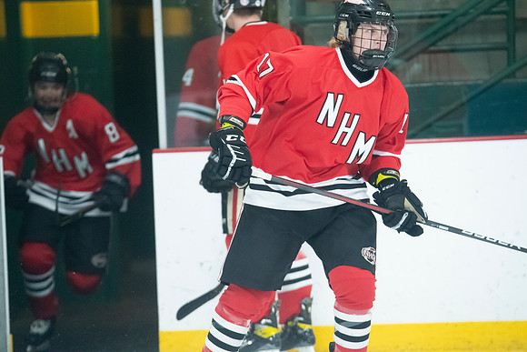 NHM Varsity vs Ashwaubenon 022