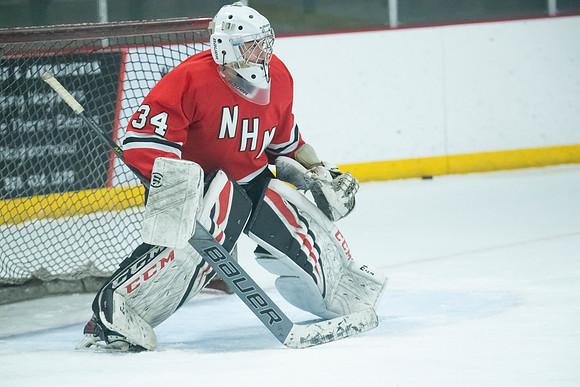NHM Varsity vs Ashwaubenon 031
