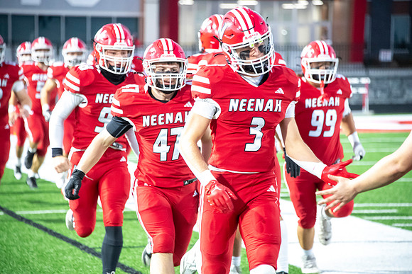 Neenah vs Hortonville 0153