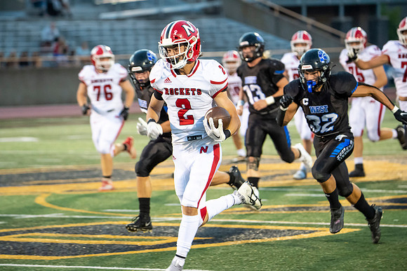 Neenah v Oshkosh West_0399