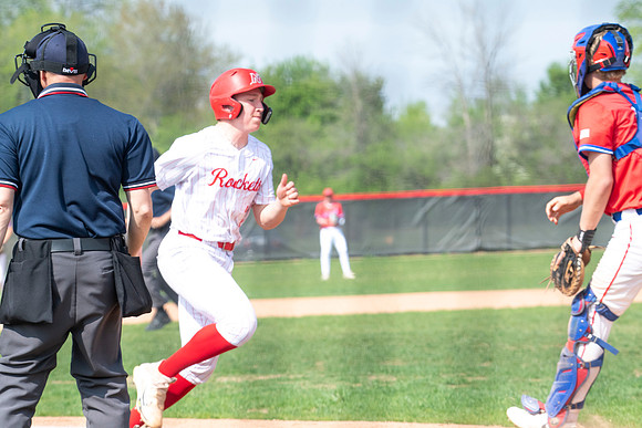 Neenah vs Hortonville 0400