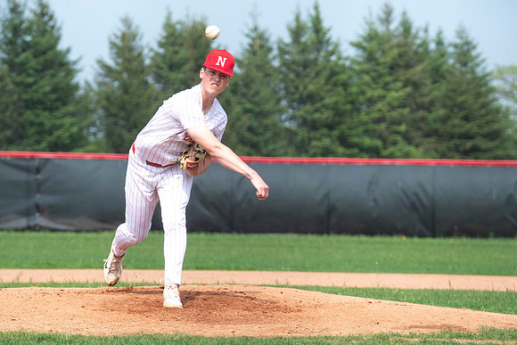 Neenah vs Hortonville 0031