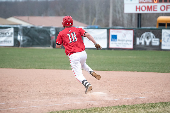 Neenah vs Hortonville 0328