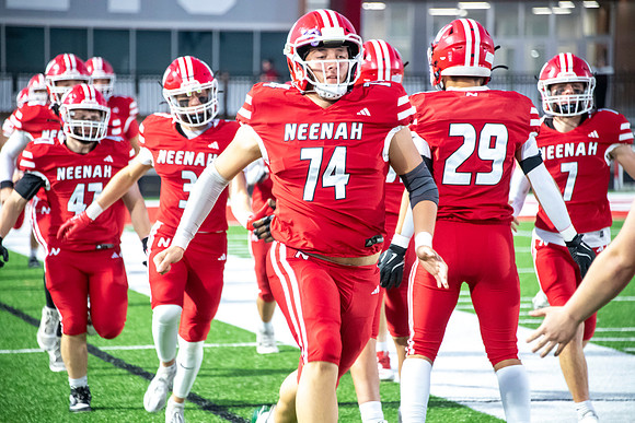 Neenah vs Hortonville 0152
