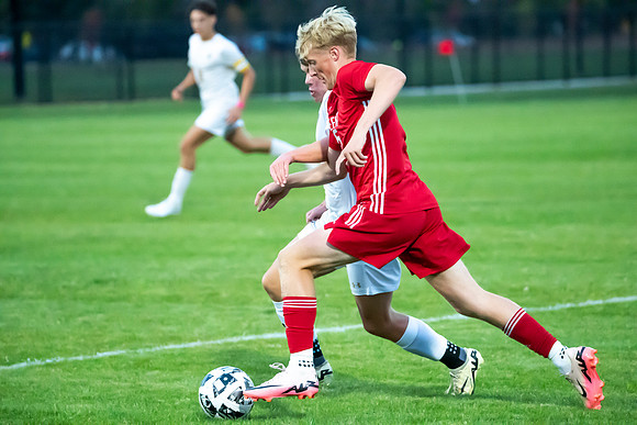 Neenah vs Appleton North 037