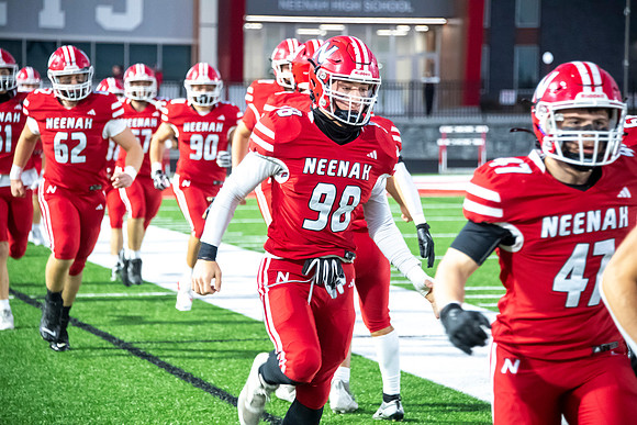 Neenah vs Hortonville 0154